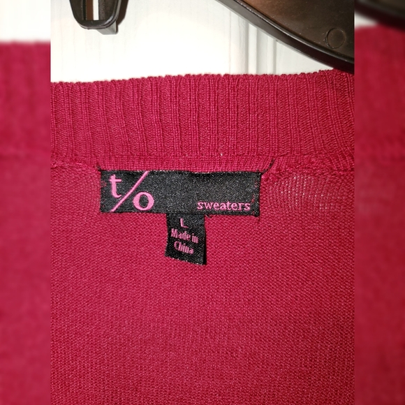 Long Sleeve Ruched Side Sweater Top - Picture 2 of 5